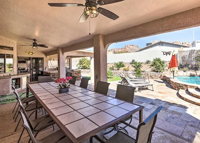 Heated Pool & Game Room: Havasu Retreat