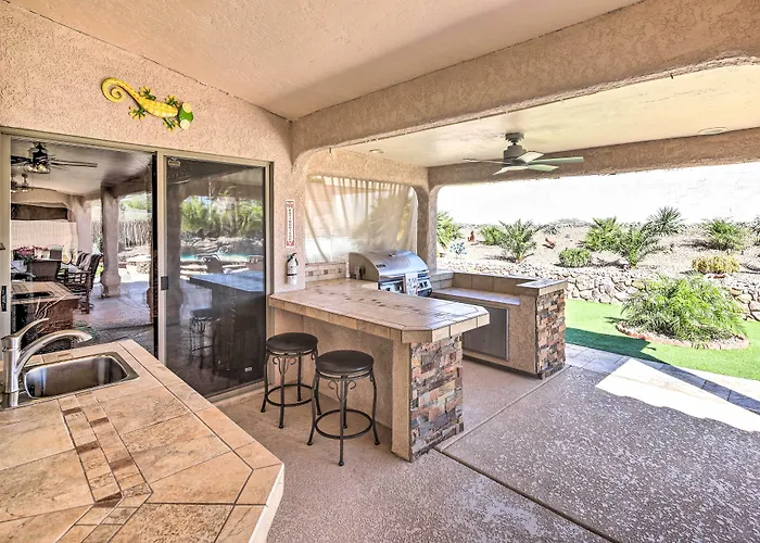 Heated Pool & Game Room: Havasu Retreat Holiday home *