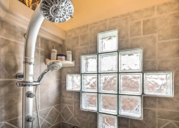 Heated Pool & Game Room: Havasu Retreat Holiday home *