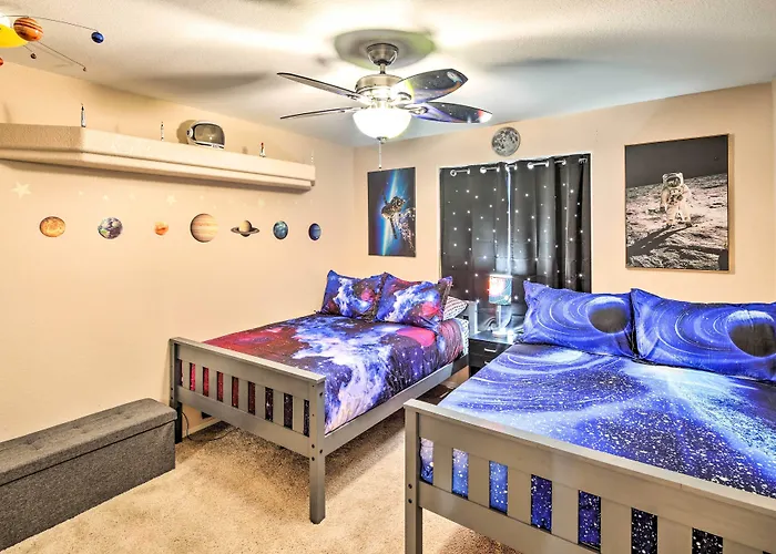 Holiday home Heated Pool & Game Room: Havasu Retreat