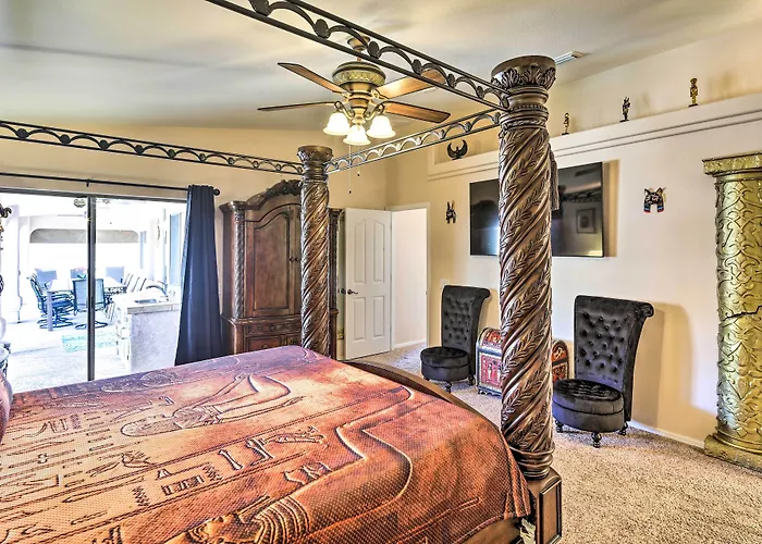 Holiday home Heated Pool & Game Room: Havasu Retreat